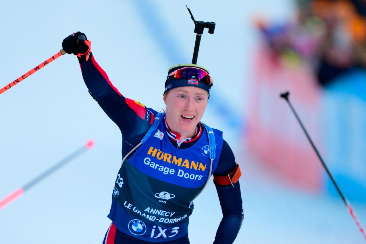 Maren Kirkeeide freute sich über den Sieg. © APA/afp / OLIVIER CHASSIGNOLE