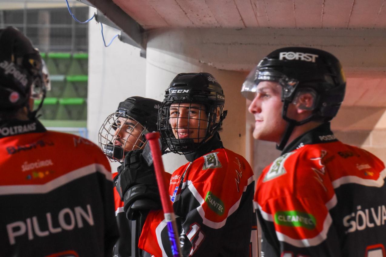 Maximilian Sölva und der SV Kaltern greifen nach dem Pokal. © Manfred Sinn
