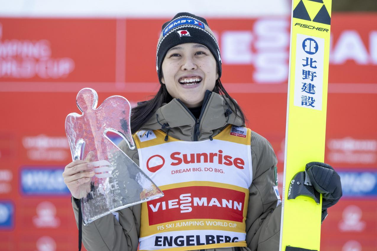 Nozomi Maruyama war die strahlende Siegerin. © ANSA / URS FLUEELER