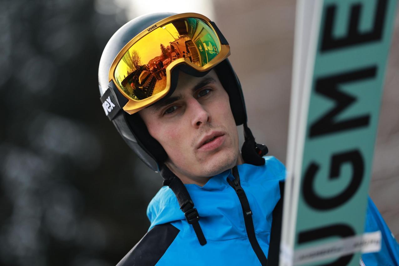 Alex Insam pointed it out. © ANSA / ANNA SZILAGYI