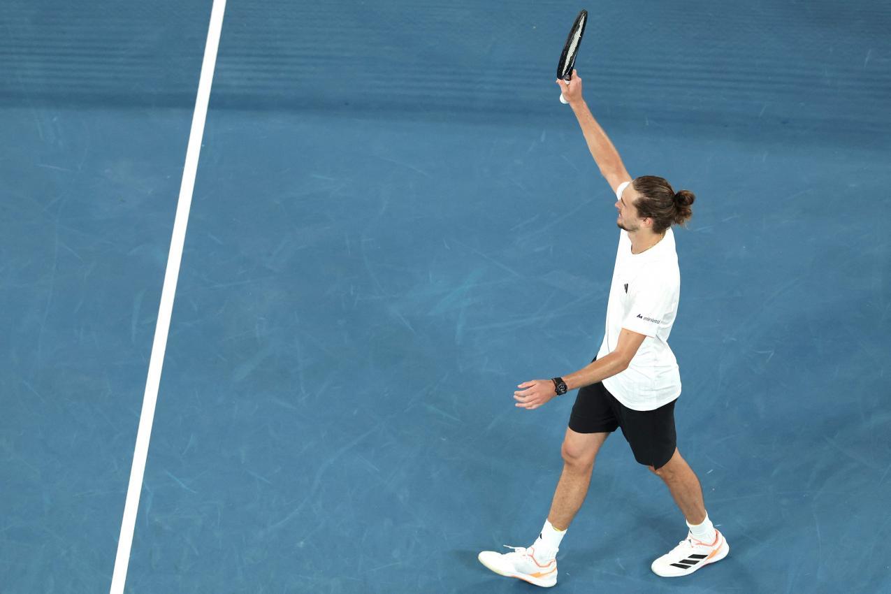 Alexander Zverev jubelt. © APA/afp / MARTIN KEEP