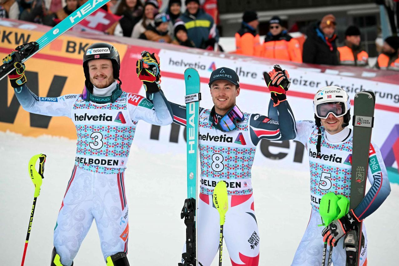 Das Podest: Atle Lie McGrath, Paco Rassat und Henrik Kristoffersen (v.l.). © APA/afp / FABRICE COFFRINI