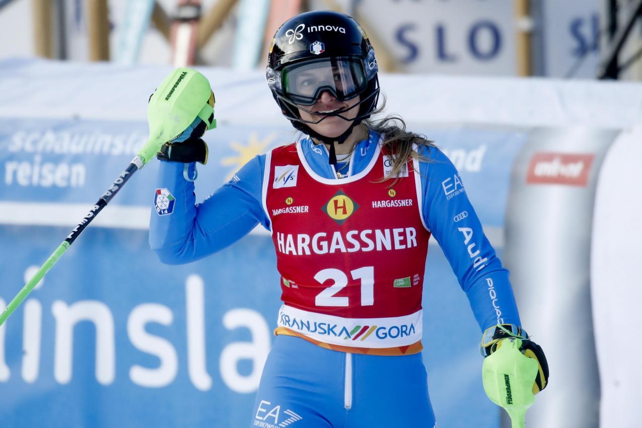 Freude bei Lara Della Mea, die ihr bestes Slalomergebnis der Karriere einfuhr. © ANSA / ANTONIO BAT