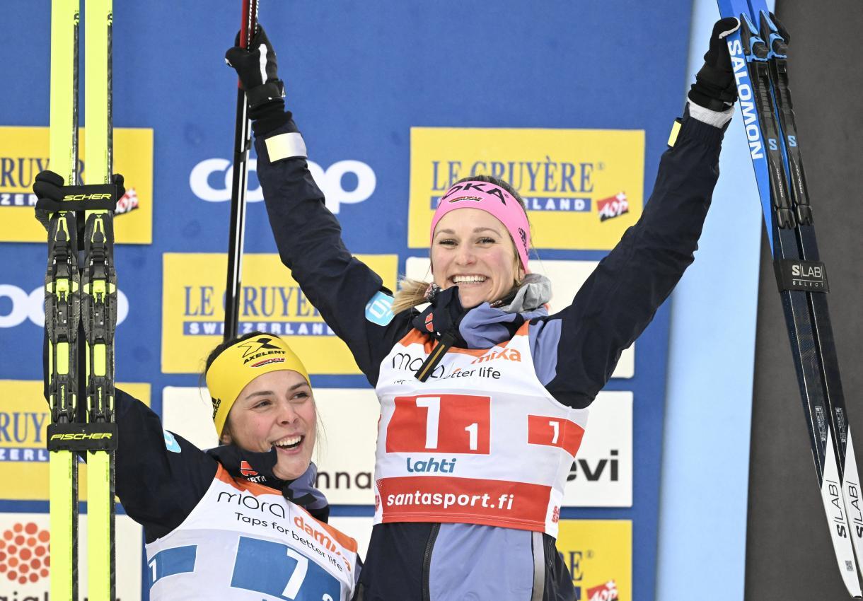 Laura Gimmler (rechts) ist die Partnerin von Cyprien Sarrazin. © Lehtikuva / HEIKKI SAUKKOMAA