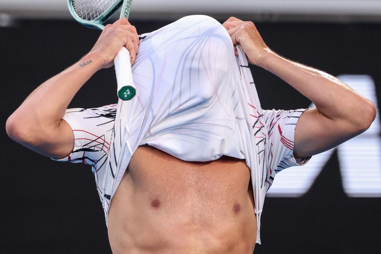 Luciano Darderi hatte zu kämpfen. © APA/afp / DAVID GRAY