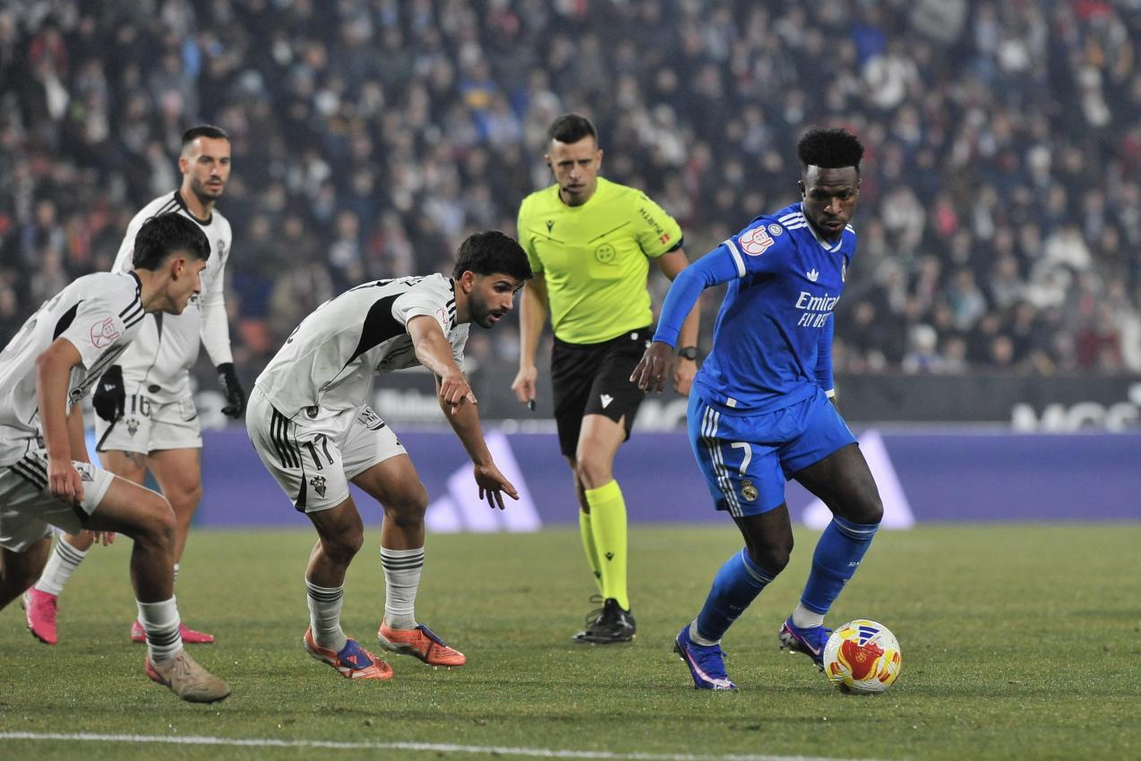 Vinicius & Co. verloren gegen einen Zweitligisten. © ANSA / Manu