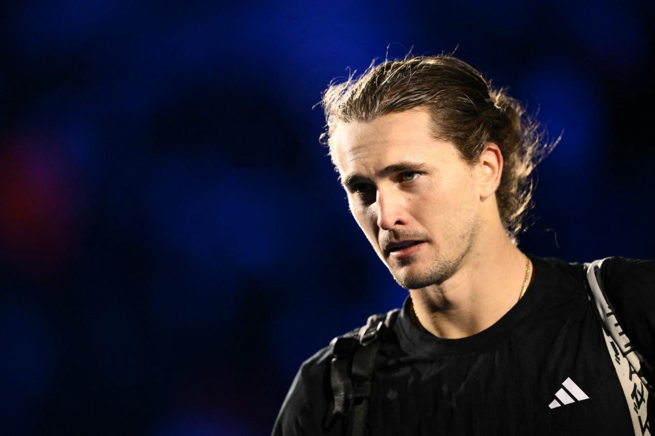 Zverev war sauer. © AFP / MARCO BERTORELLO