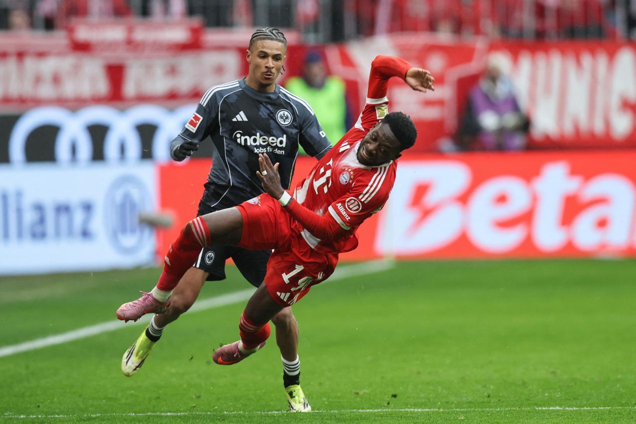 Alphonso Davies hat sich offenbar wieder verletzt. © APA/afp / ALEXANDRA BEIER