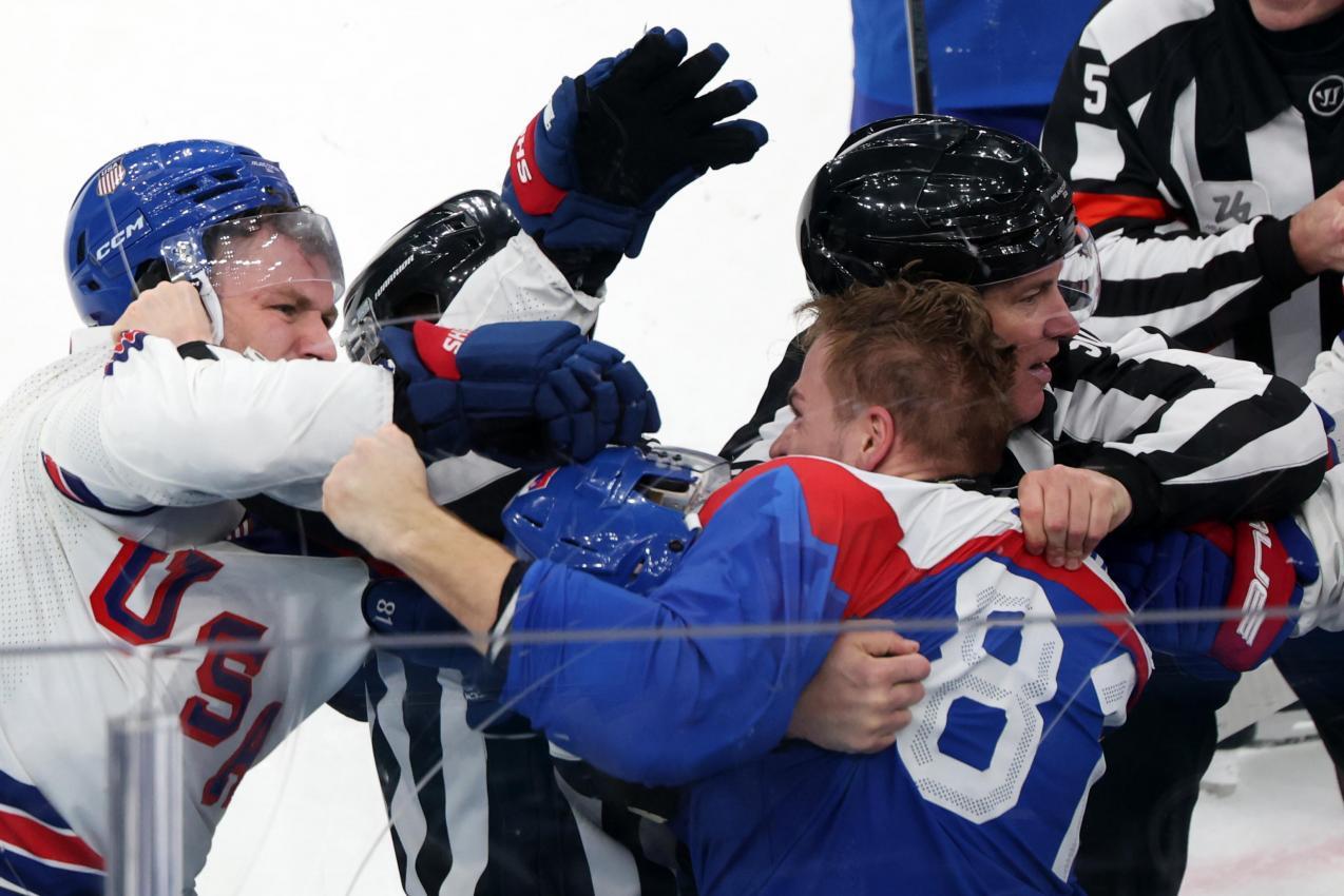 Am Ende kochten die Emotionen hoch. © ANSA / FAZRY ISMAIL