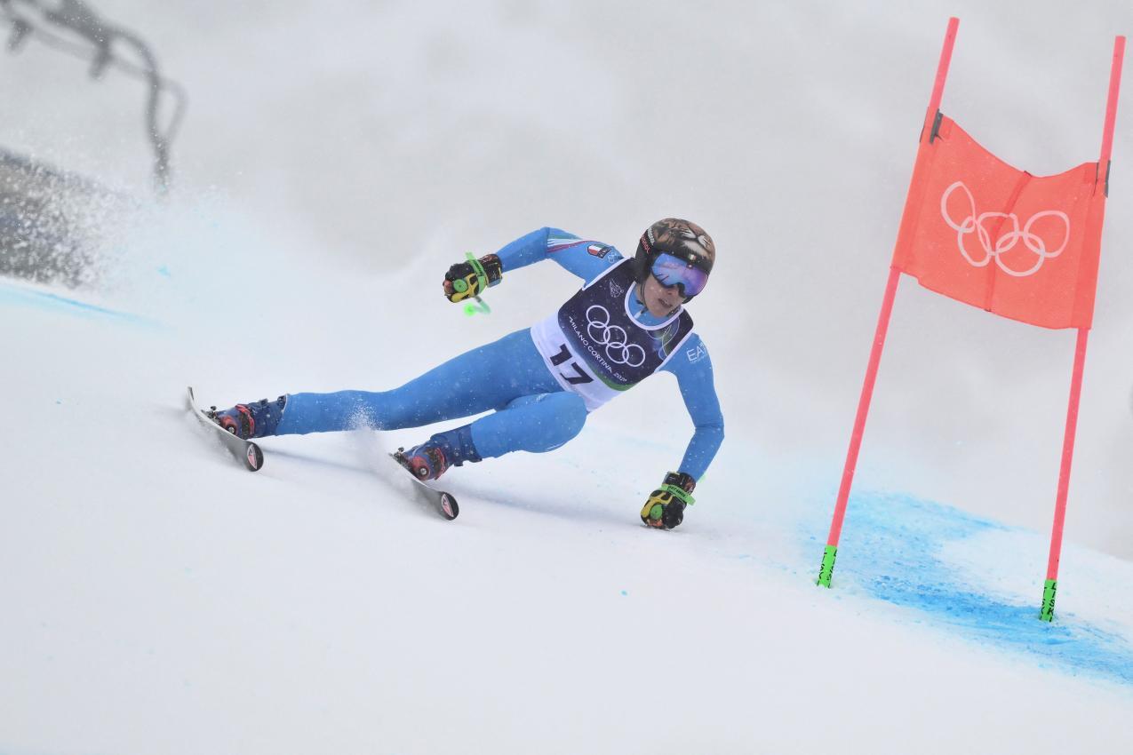 Brignone bei ihrem Einsatz im zweiten Training. © APA/afp / MARCO BERTORELLO