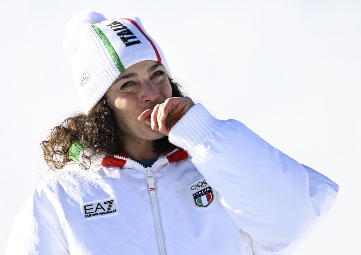 Brignone war gerührt. © ANSA / DANIEL DAL ZENNARO