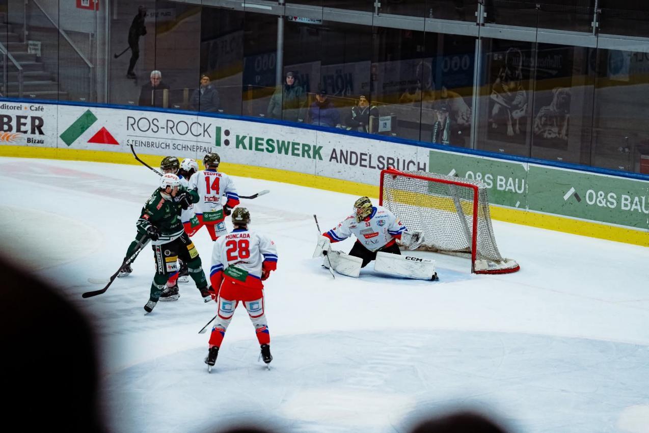 Der HC Gröden ist weiterhin nicht zu biegen © social