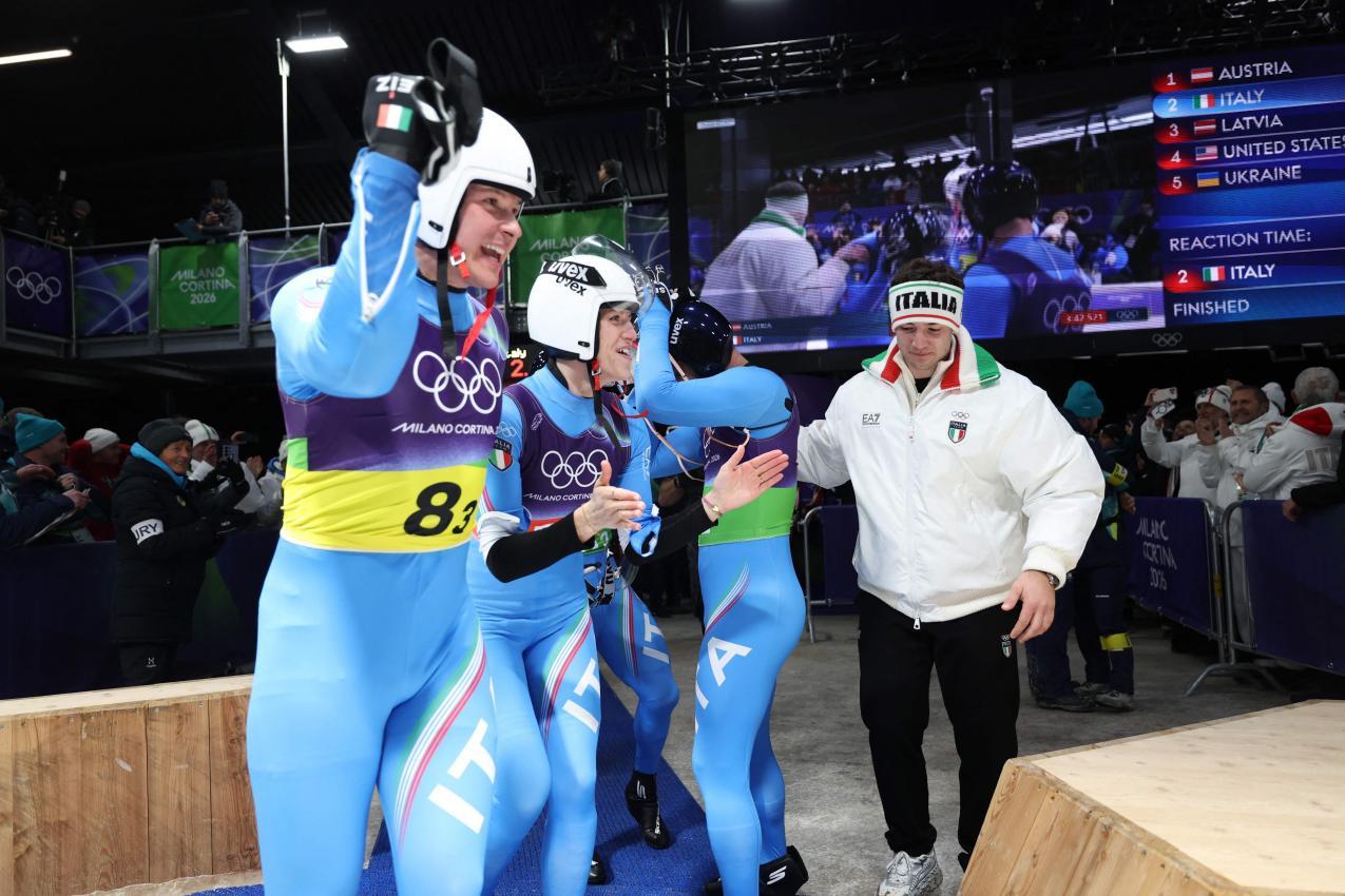 Die Rodler im Jubel-Rausch. © APA/afp / FRANCK FIFE