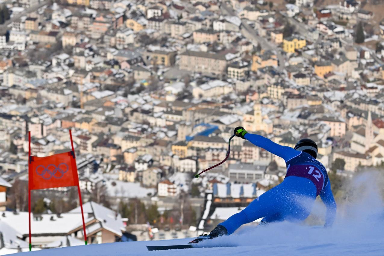 Dominik Paris liegt mit Tommaso Sala auf Rang fünf. © APA/afp / FABRICE COFFRINI