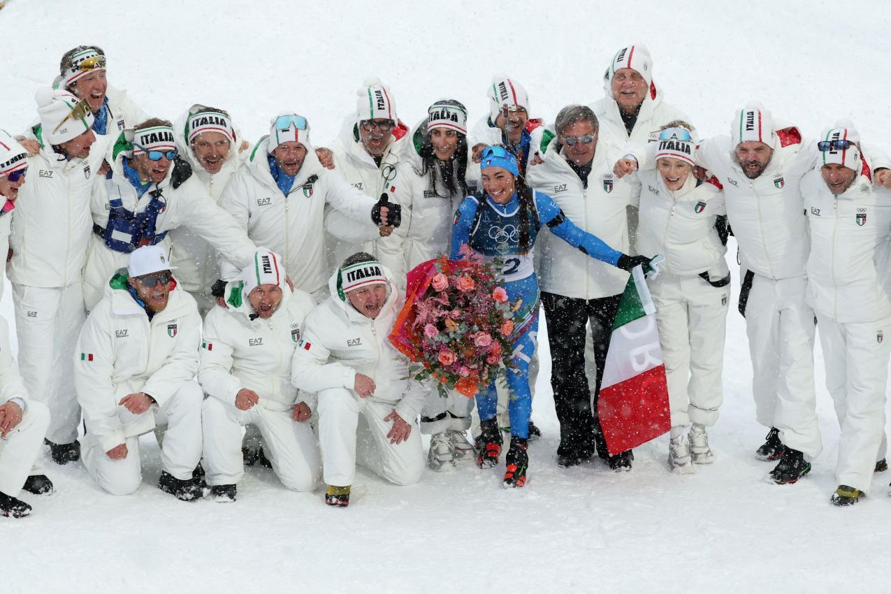 Italiens Biathlonteam  beim Abschied von Dorothea Wierer. © APA/afp / ODD ANDERSEN