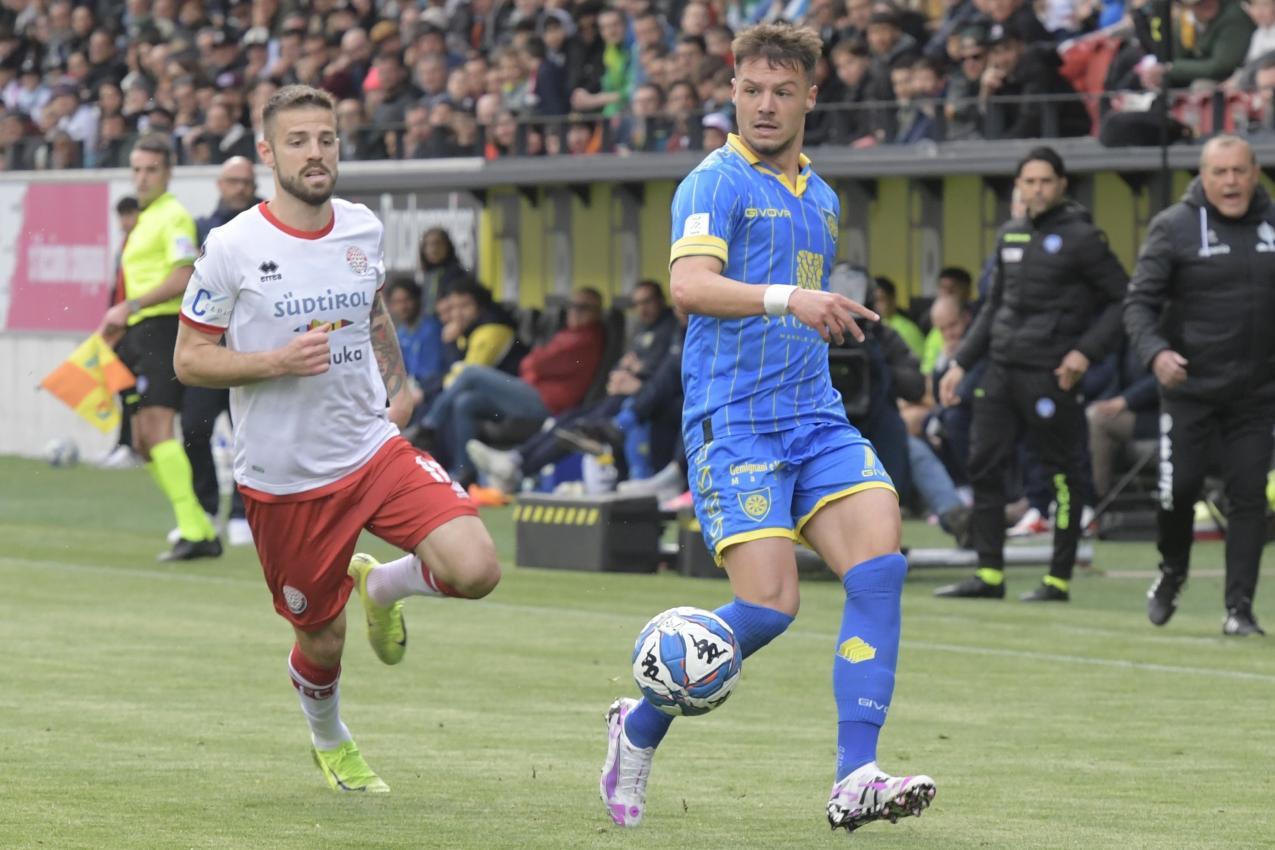 Zanon (rechts) trifft am Samstag wieder auf den FCS. © DLife/LO