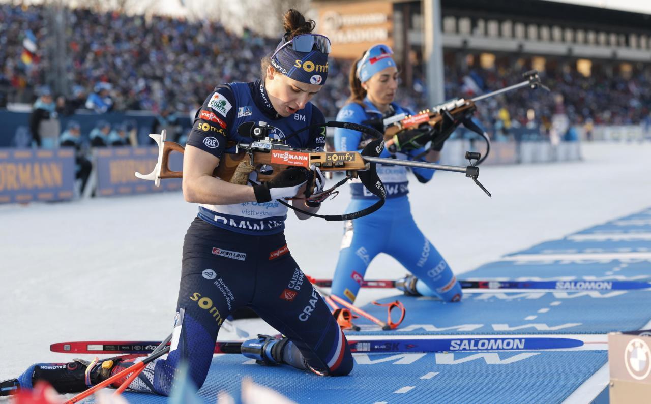 Am Schießstand blieb Vittozzi (rechts) eiskalt, während Simon (links) die Nerven versagten. © ANSA / TOMS KALNINS