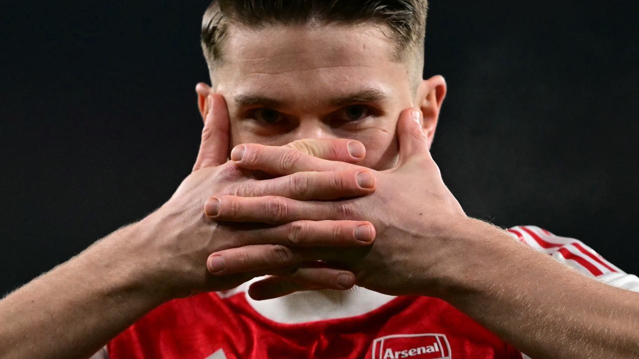 Arsenal-Stürmer Gyökeres kämpft mit Schweden um die WM. © APA/AFP / BEN STANSALL