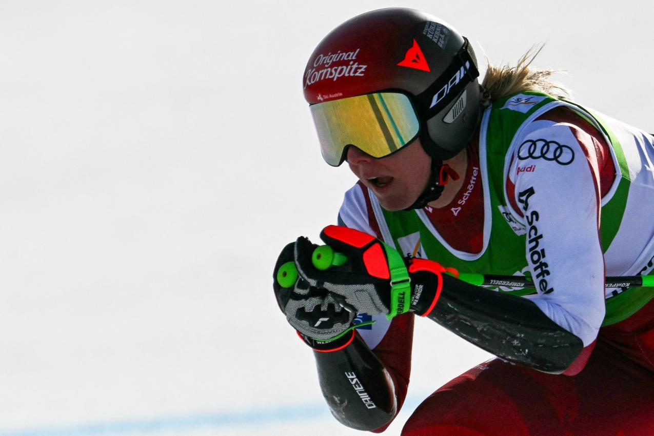 Cornelia Hütter sorgte für die einzigen Höhepunkte für Österreich im Super-G. © APA/afp / LIONEL BONAVENTURE