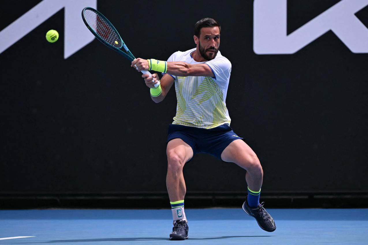 Damir Dzumhur fordert Sinner heraus. © AFP / WILLIAM WEST
