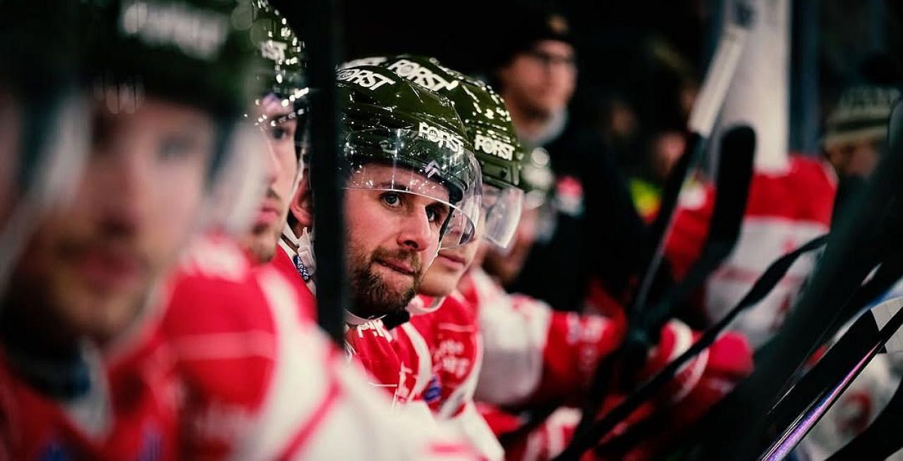 Die HCB-Cracks um Daniel Frank fanden nie zur Playoff-Form. © HCB