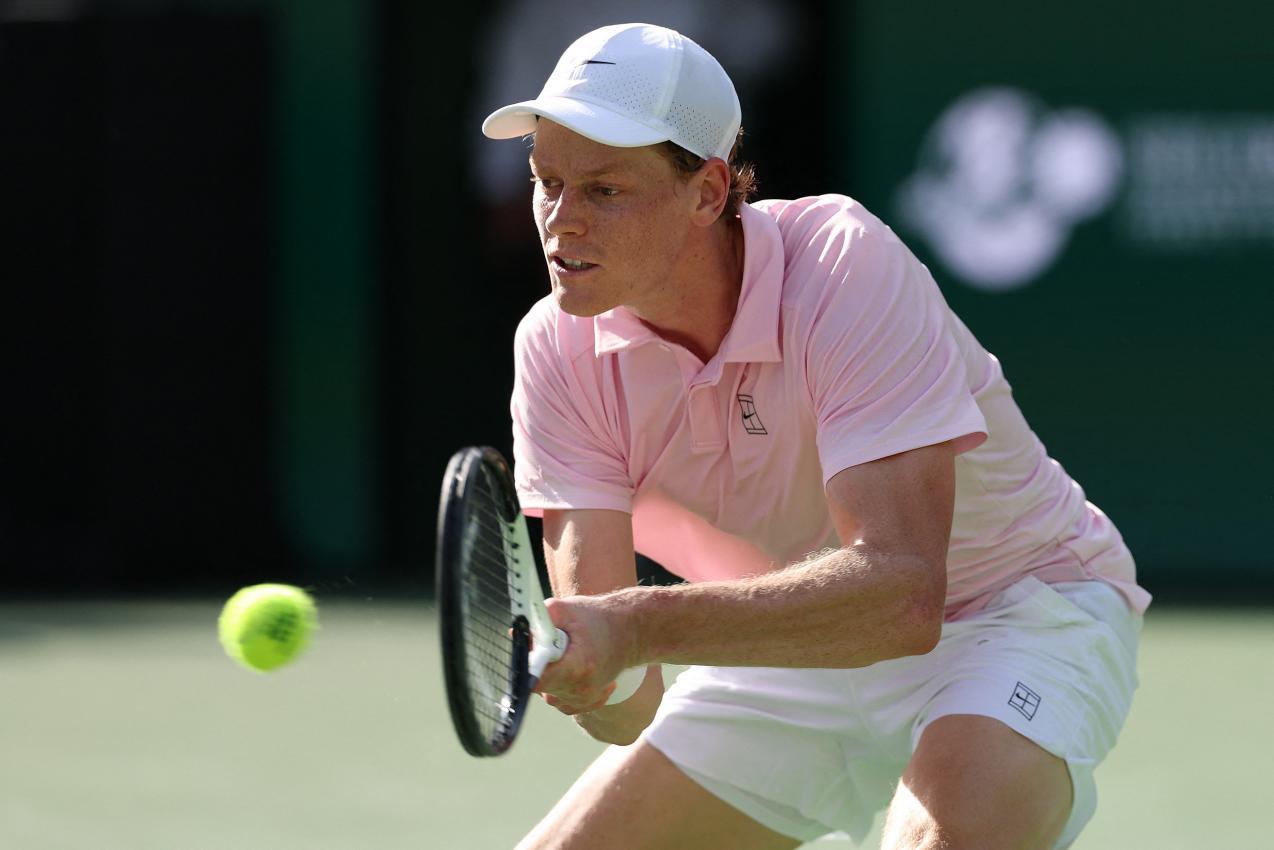 Jannik Sinner hat einen deutlichen Sieg gefeiert. © APA / CLIVE BRUNSKILL