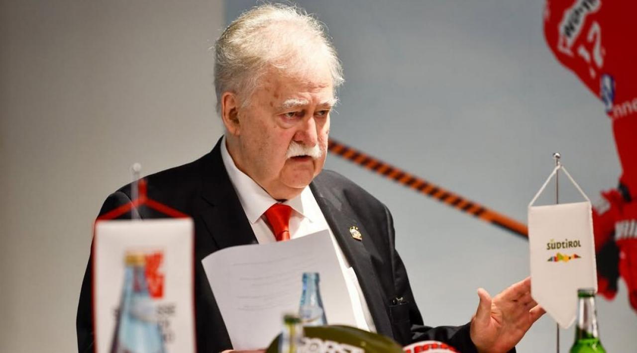 Klub-Boss Dieter Knoll muss neue Wege gehen – ansonsten verliert auch er irgendwann die Freude an seinem HCB: © HCB