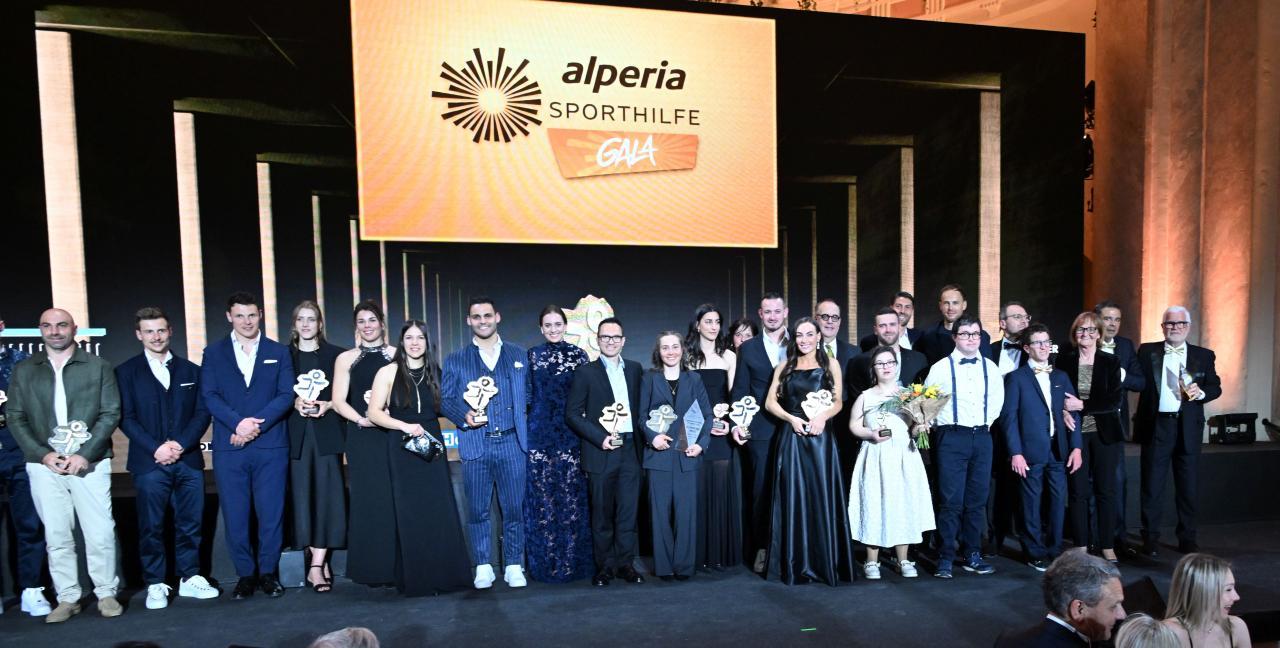 Die Preisgewinner beim Gruppenfoto. © DLife