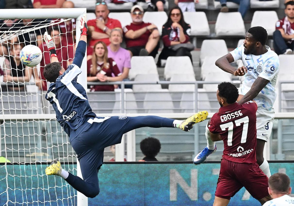 Inters Marcus Thuram (rechts) köpft in dieser Szene zur zwischenzeitlichen 1:0-Führung ein. © ANSA / ALESSANDRO DI MARCO