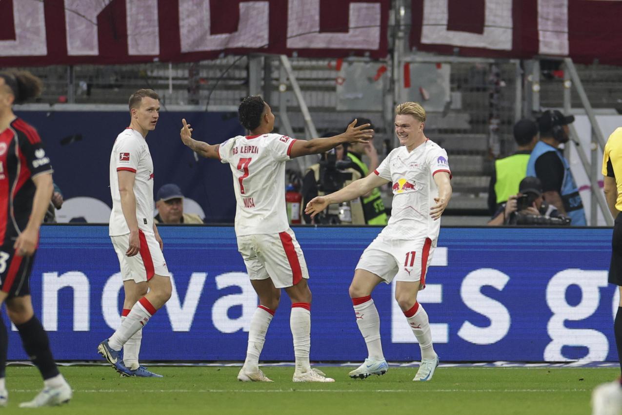 Leipzig gewann zum ersten Mal bei Frankfurt eine Partie. © ANSA / CHRISTOPHER NEUNDORF