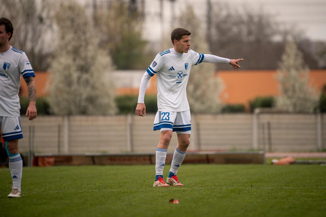 Oliver Rohrer stand als Innenverteidiger in der Startelf. © P. Schwienbacher