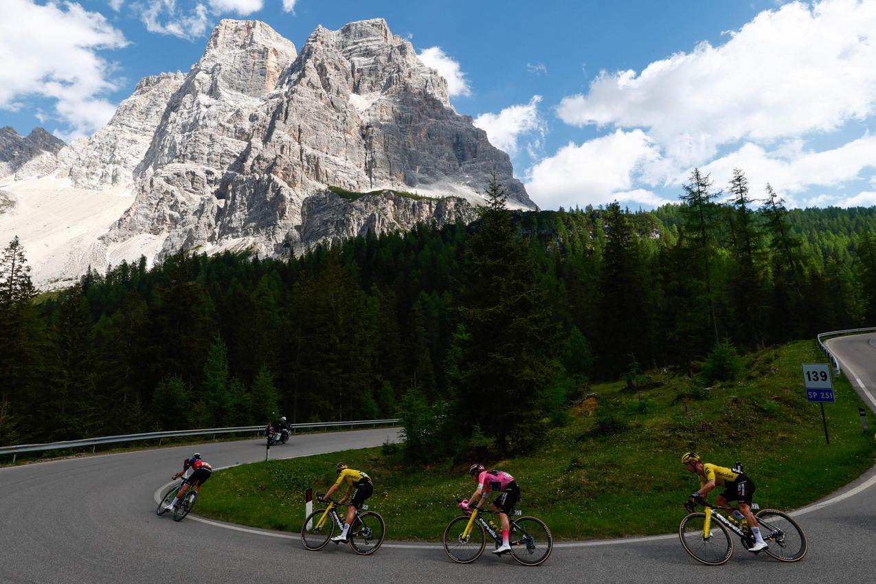 Atemberaubende Bilder fehlten am Freitag nicht. © APA/afp / LUCA BETTINI