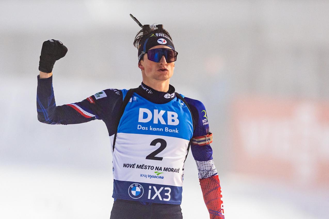 Éric Perrot war der überragende Biathlet des vergangenen Winters. © ANSA / MARTIN DIVISEK