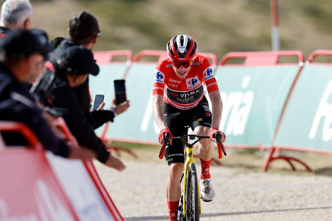 Jonas Vingegaard sieht den Giro auch als Tour-Vorbereitung. © APA/afp / OSCAR DEL POZO