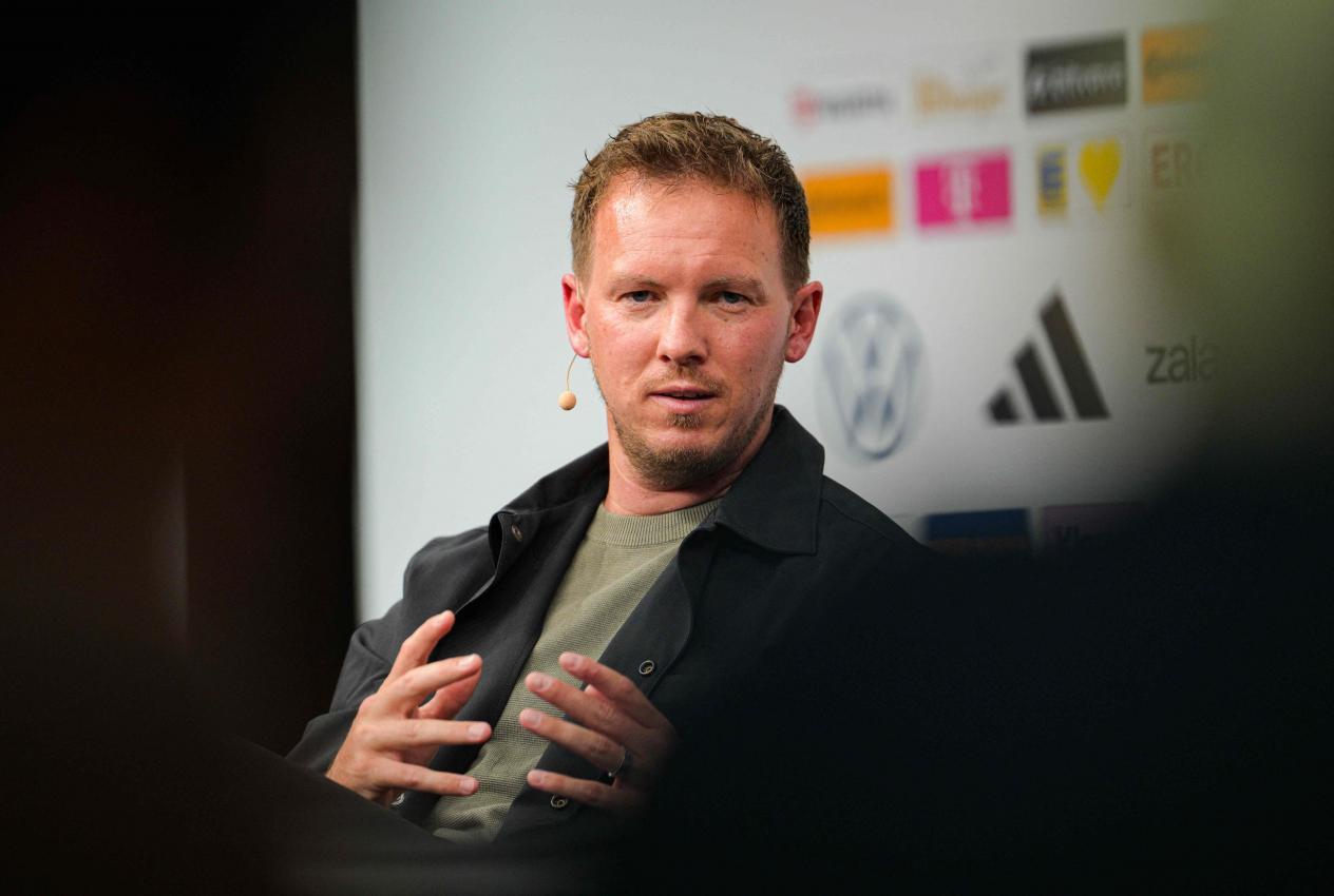 Julian Nagelsmann erklärte Neuer zur Nummer 1. © APA/afp / HANNES P. ALBERT