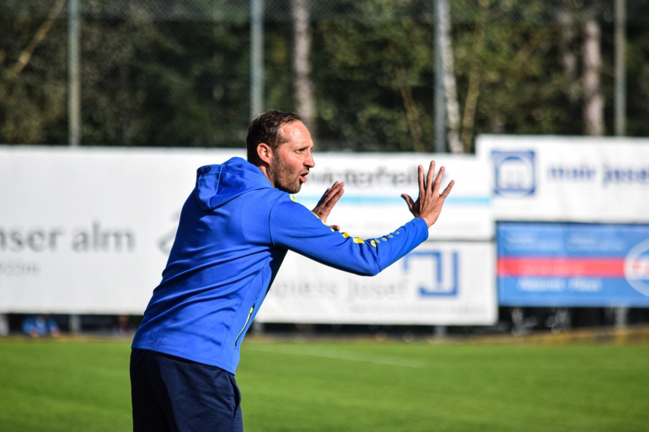 Naturns-Trainer Patrick Fliri will mit seinem Team den zweiten Platz fixieren. © Sarah Mitterer