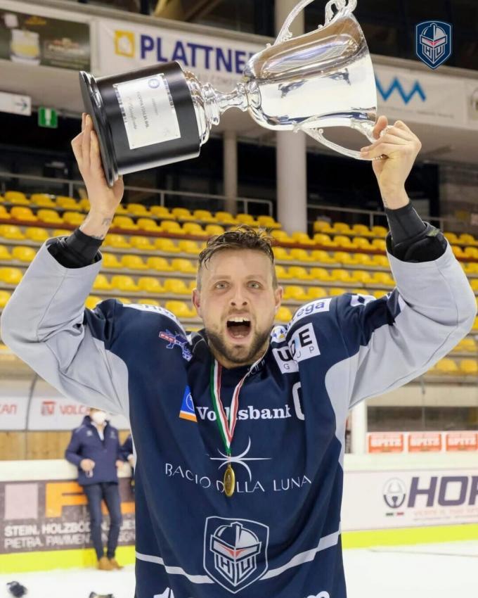 2022 holten Sullmann und Co. den Meistertitel in der Italian Hockey League. © Cavaliers