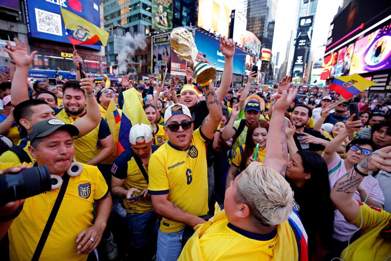 Die ecuadorianischen Fans waren aus dem Häuschen. © APA/afp / LEONARDO MUNOZ