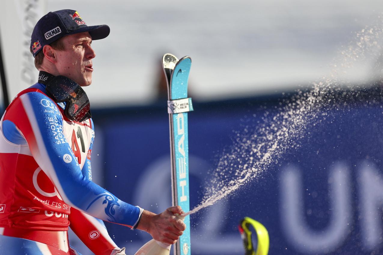 Einer der erfolgreichsten Skifahrer der Gegenwart: Clement Noel. © ANSA / ANNA SZILAGYI