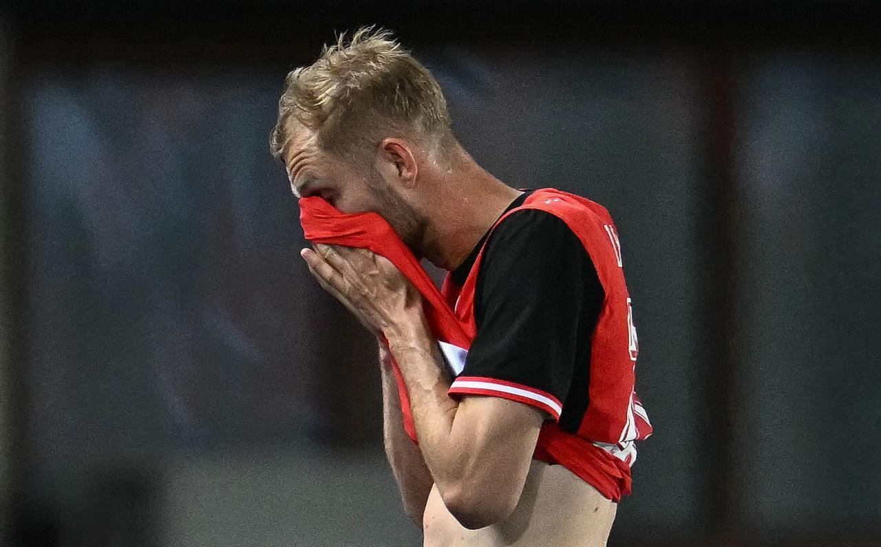 Konrad Laimer musste vom Platz. © APA/afp / JOE KLAMAR