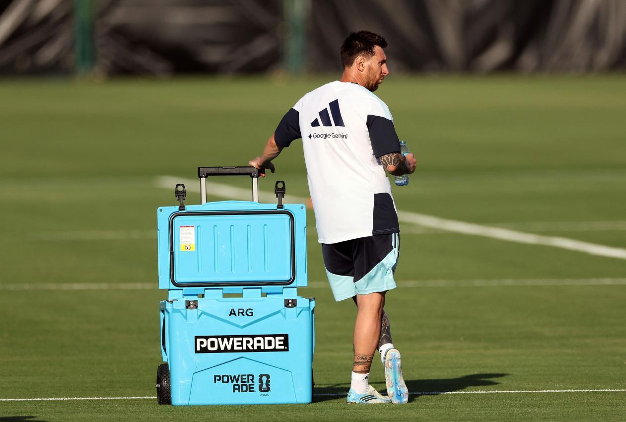 Lionel Messi trainiert wieder. © APA / JAMIE SQUIRE