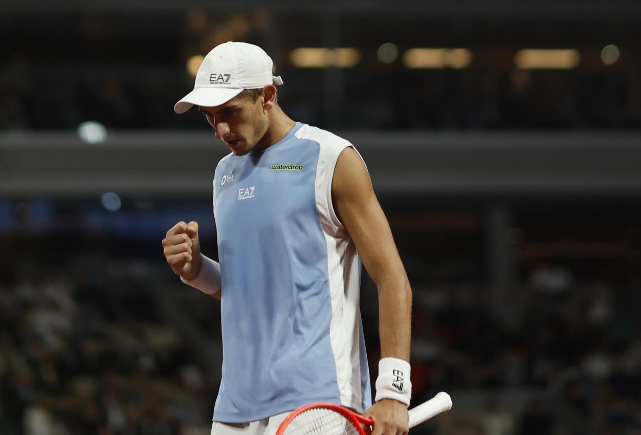 Matteo Arnaldi steht im Halbfinale der French Open. © ANSA / MOHAMMED BADRA