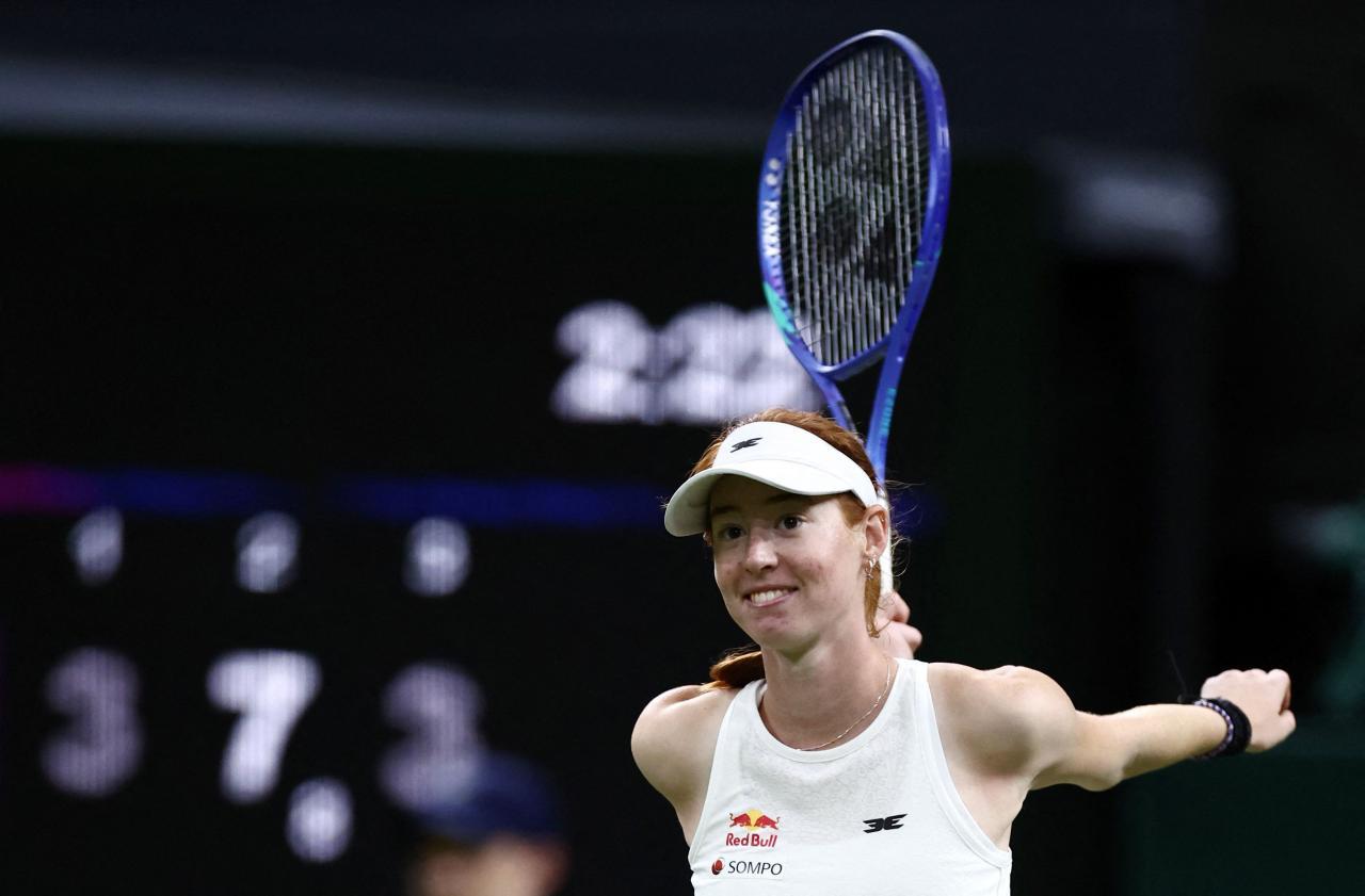 Maya Joint gewann gegen Serena Williams. © APA/afp / HENRY NICHOLLS