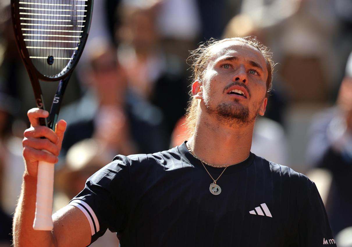 Zverev jubelt über den Finaleinzug. © ANSA / TERESA SUAREZ