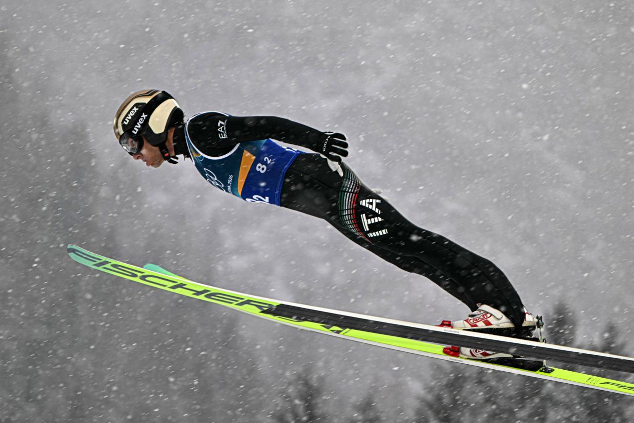 Aaron Kostner ist Südtirols bester Skispringer. © AFP / JAVIER SORIANO
