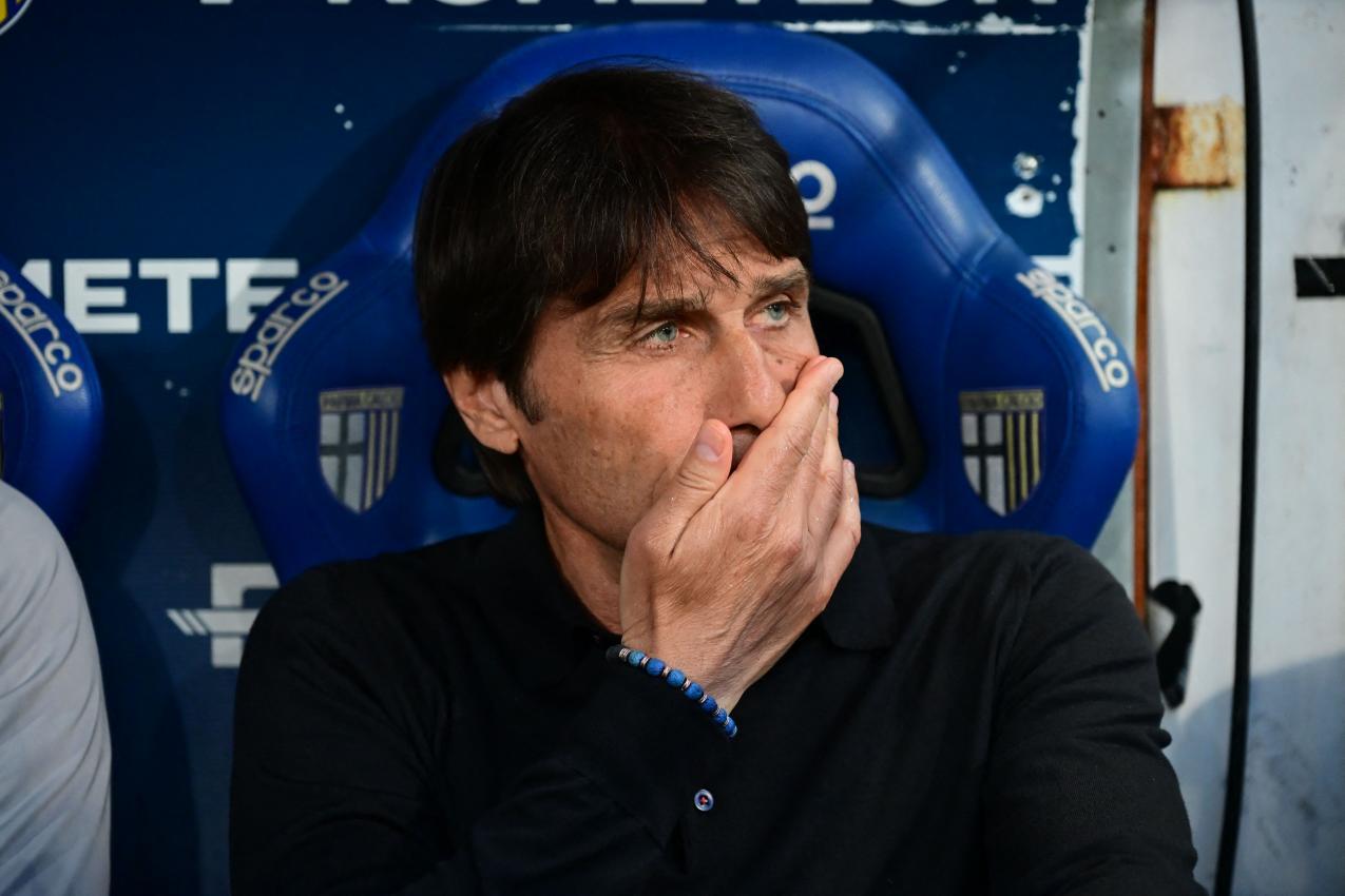 Antonio Conte würde gerne als Nationaltrainer zurückkehren. © APA/afp / PIERO CRUCIATTI