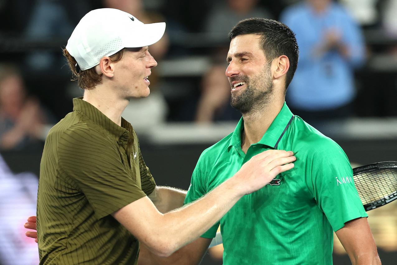 Bei den Australian Open gewann Djokovic gegen Sinner im Halbfinale. © AFP / MARTIN KEEP