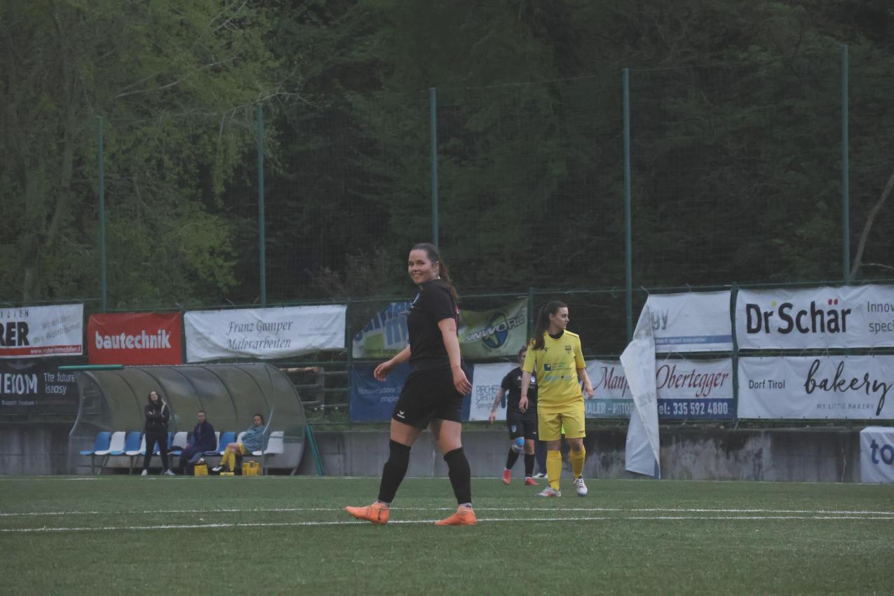 Celina Haller ist auch eine begnadete Fußballerin: Nun will sie sich darauf konzentrieren.