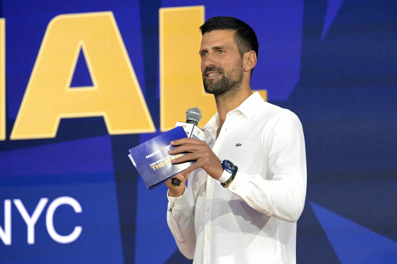 Djokovic war zu Gast in einer Talkrunde. © APA/afp / JUAN MABROMATA