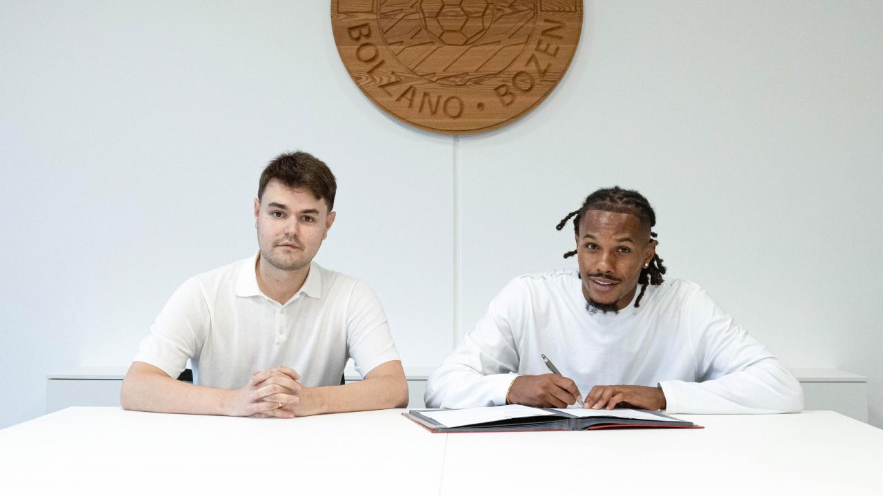 FCS-Sportdirektor Matteo Lovisa (links) mit Vasco Lopes.